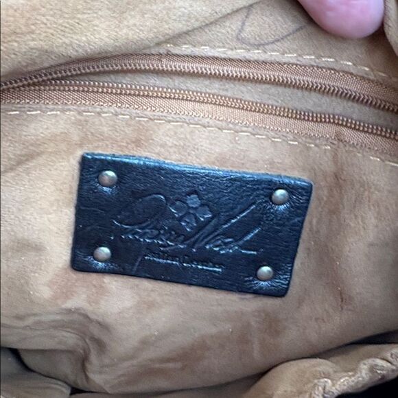 Patricia Nash, leather cross body - Picture 7 of 7